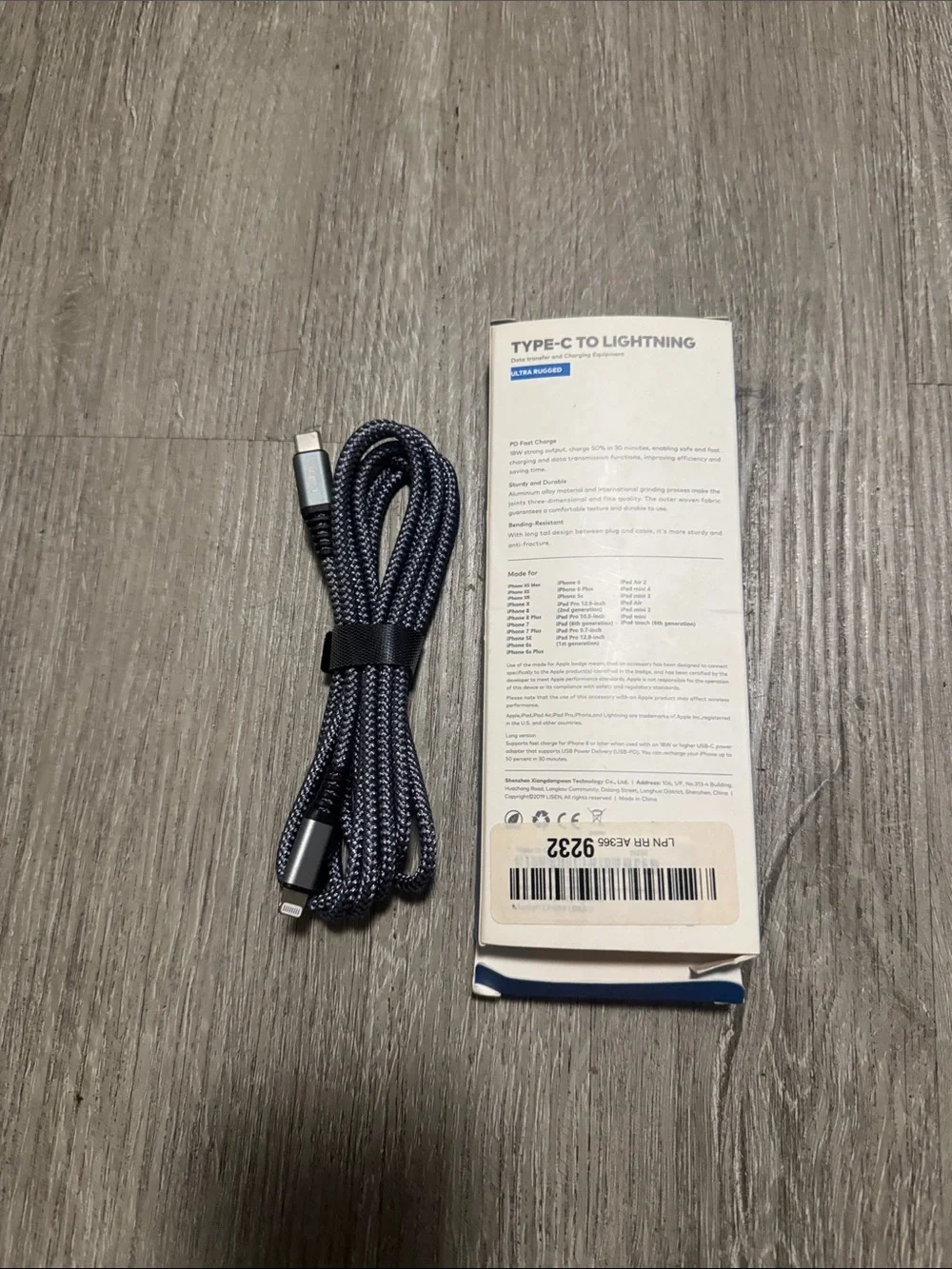 Type-C to Lightning Cable in White and Blue